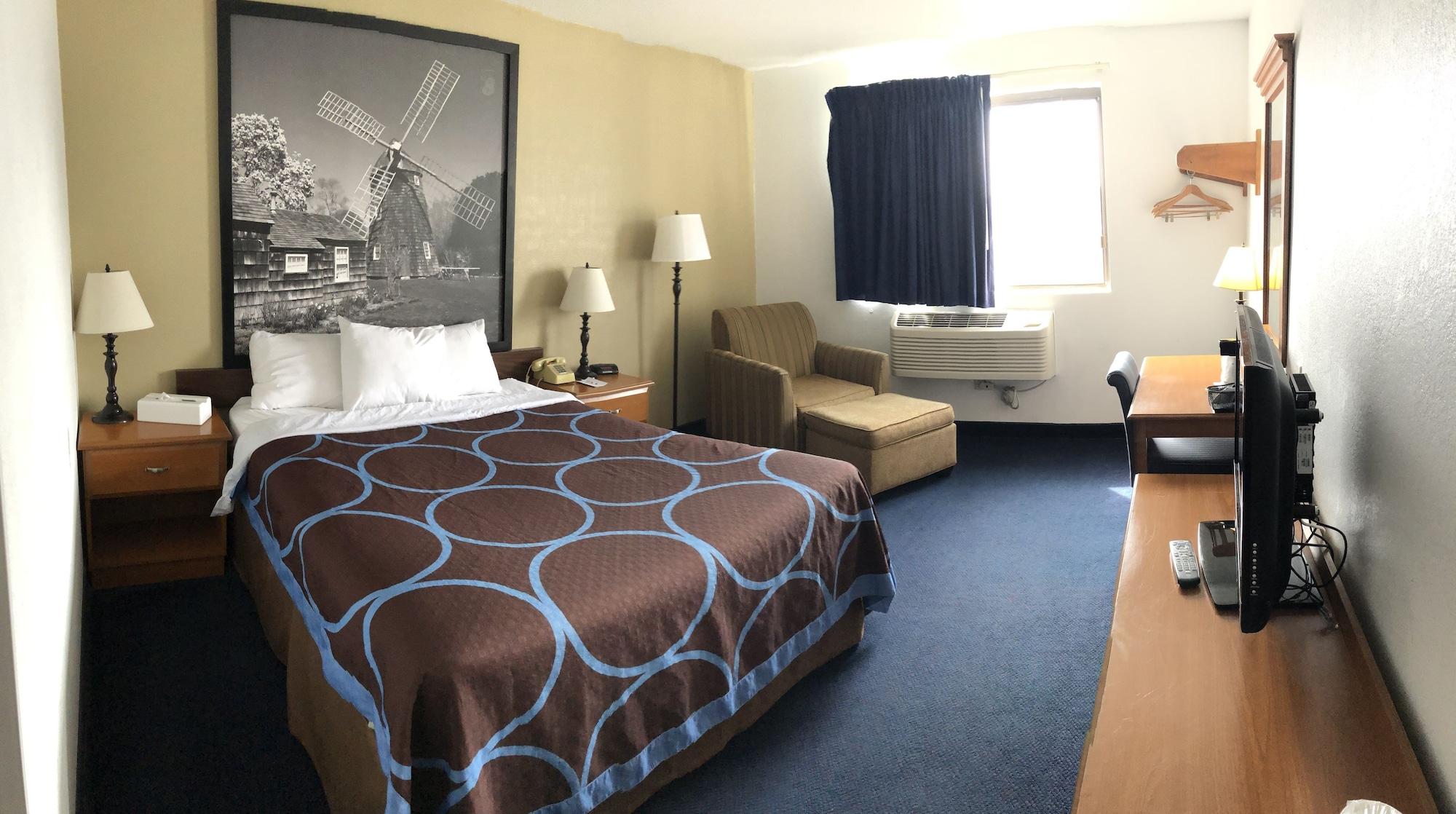 Motel Super 8 By Wyndham Maybrook