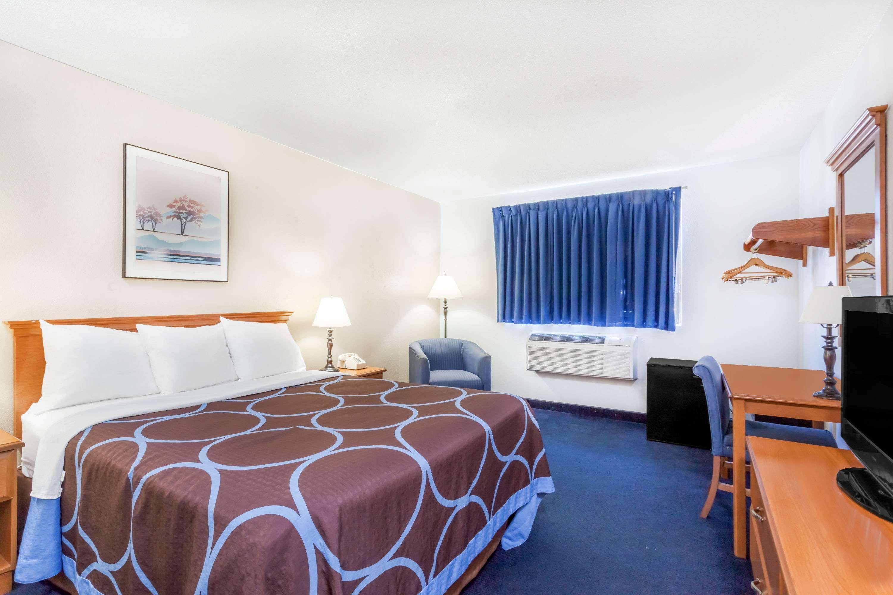 Motel Super 8 By Wyndham Maybrook